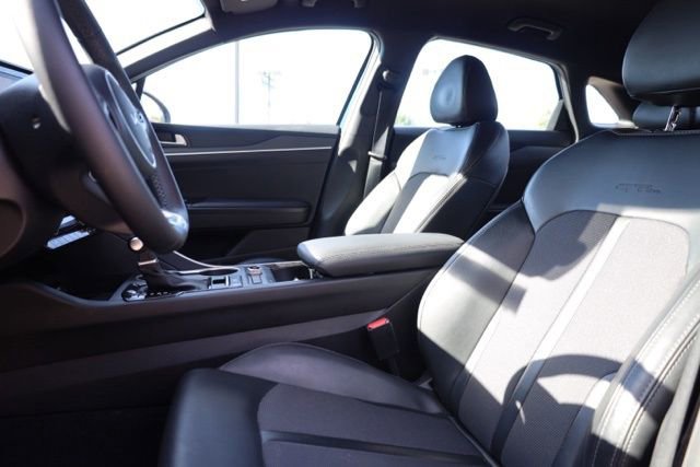 Used 2023 Kia K5 GT-Line image 16