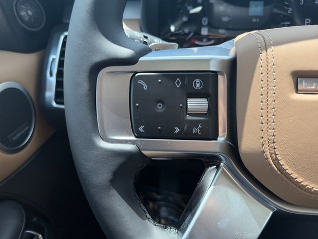 New 2026 Land Rover Discovery Limited Edition AWD/4WD image 22