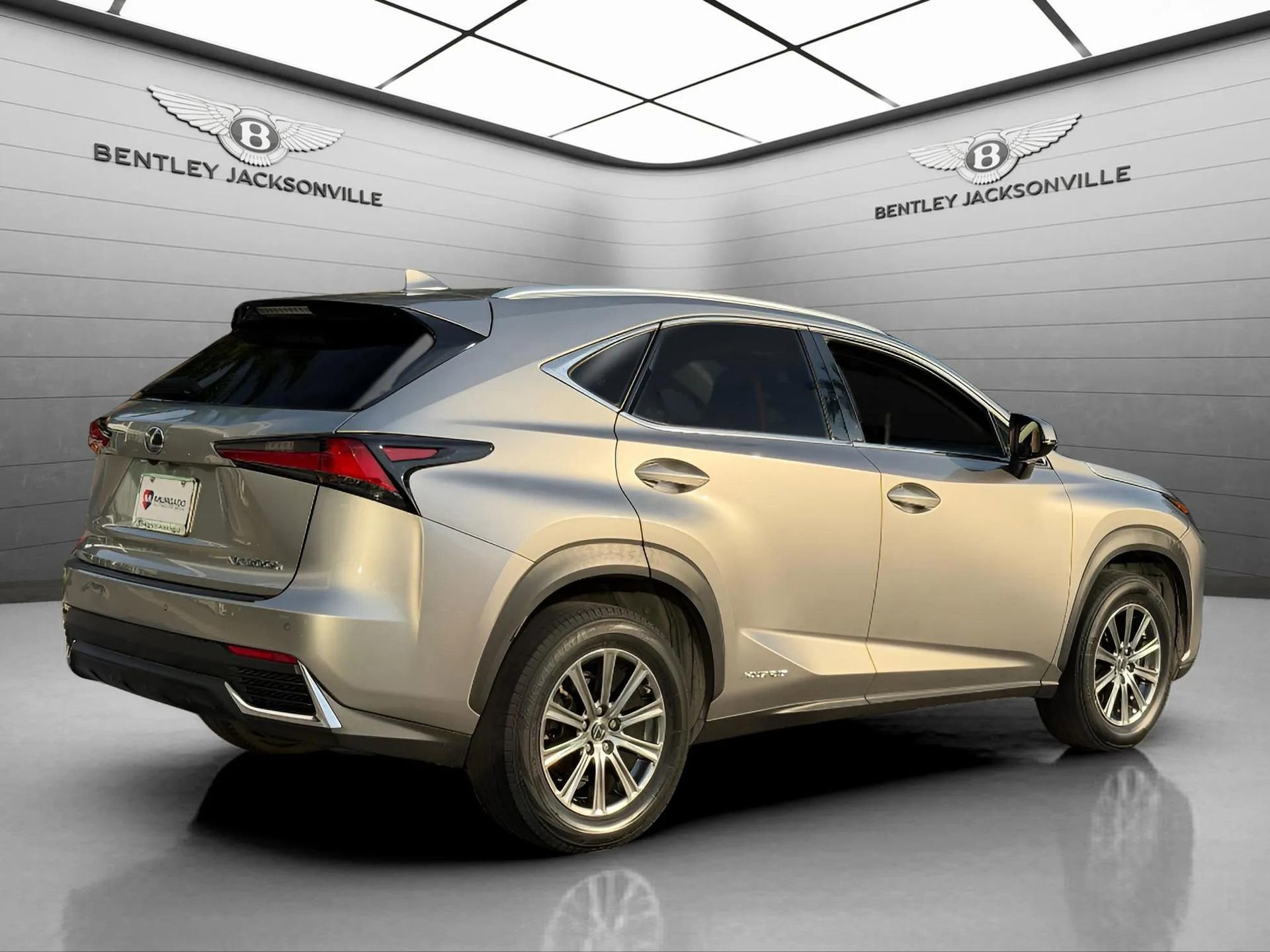 Used 2019 Lexus NX 300h AWD image 10