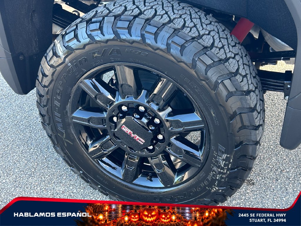 New 2026 GMC Sierra 2500 AT4 w/ AT4 Premium Plus Package AWD/4WD image 21