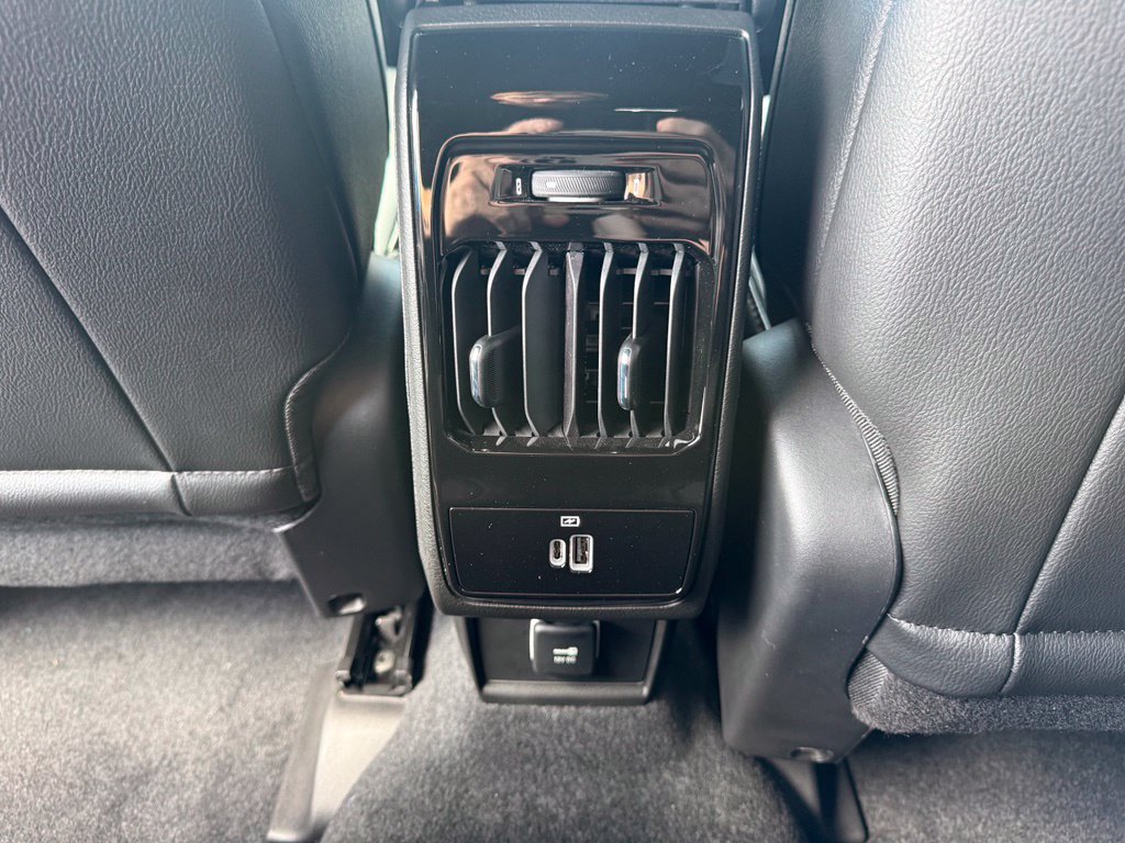 New 2026 Jeep Compass Latitude AWD/4WD image 39