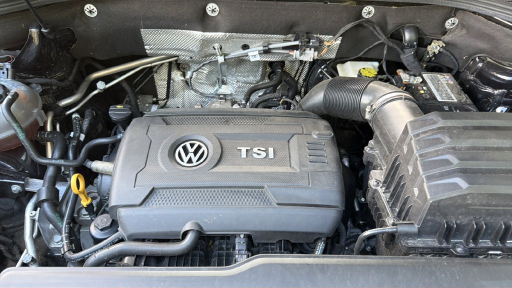 Used 2023 Volkswagen Atlas Cross Sport SE FWD image 30