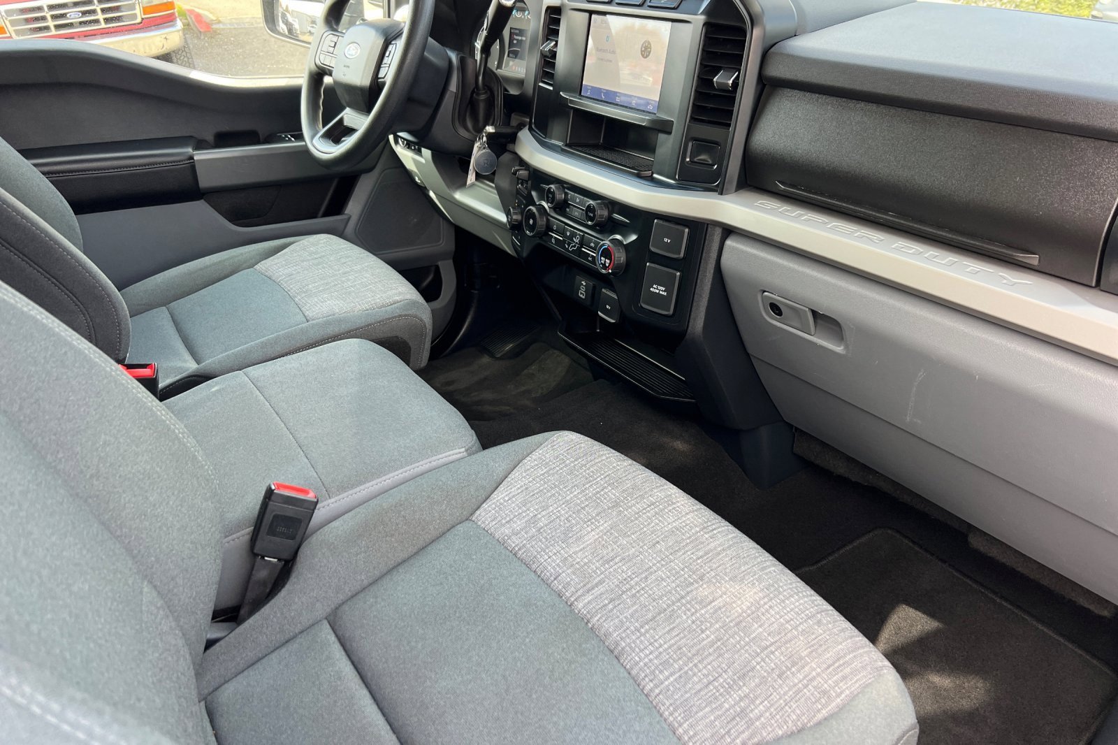 Certified 2024 Ford F350 XLT image 16