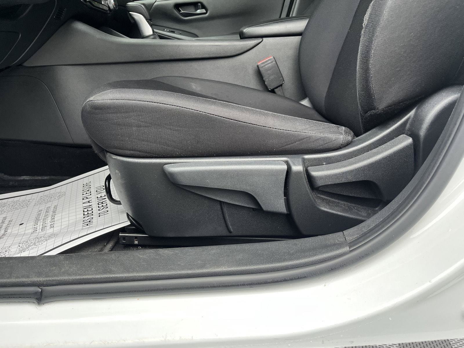 Used 2024 Nissan Sentra S FWD image 22