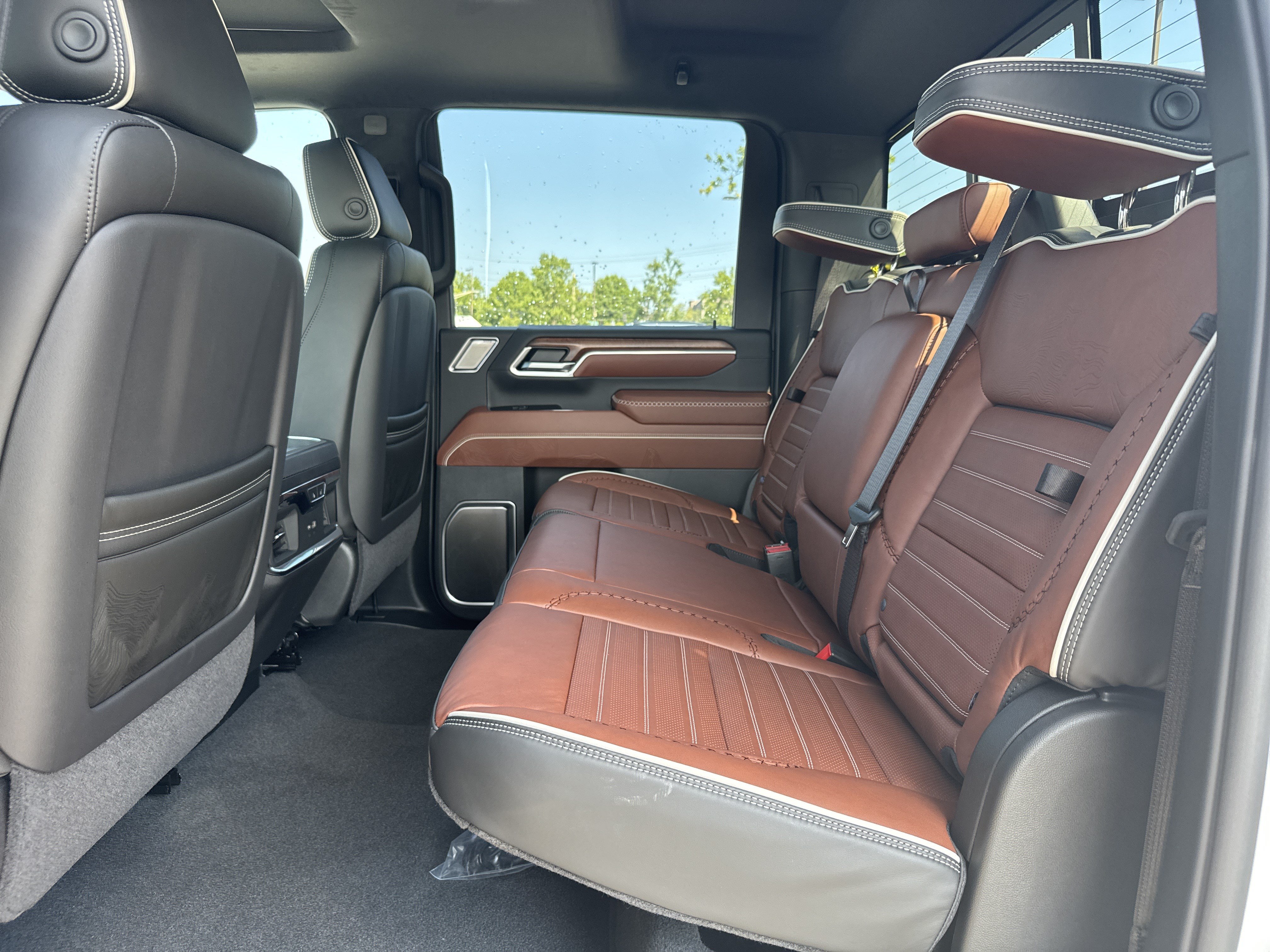 New 2026 GMC Sierra 2500 Denali Ultimate AWD/4WD image 33