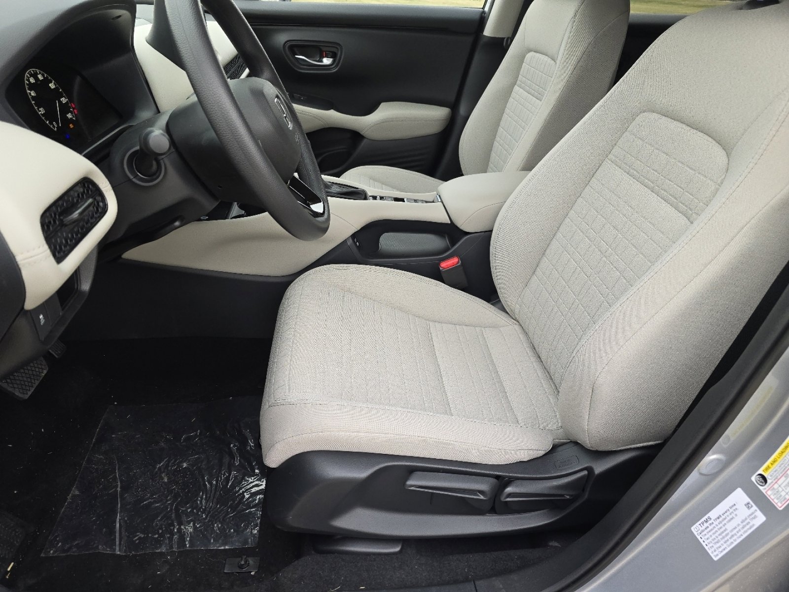 New 2026 Honda HR-V LX image 20