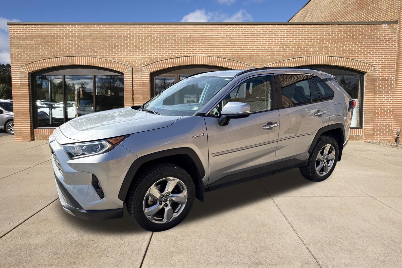 Used 2019 Toyota RAV4 Limited image 7