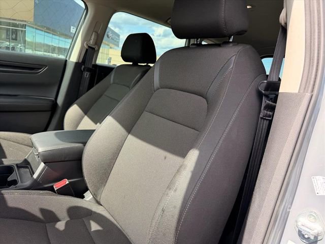 Used 2024 Honda CR-V LX image 8