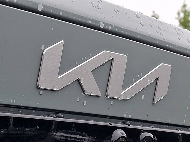 New 2026 Kia K4 FWD image 18