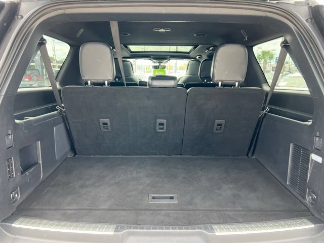Used 2022 Lincoln Navigator L Reserve RWD image 19