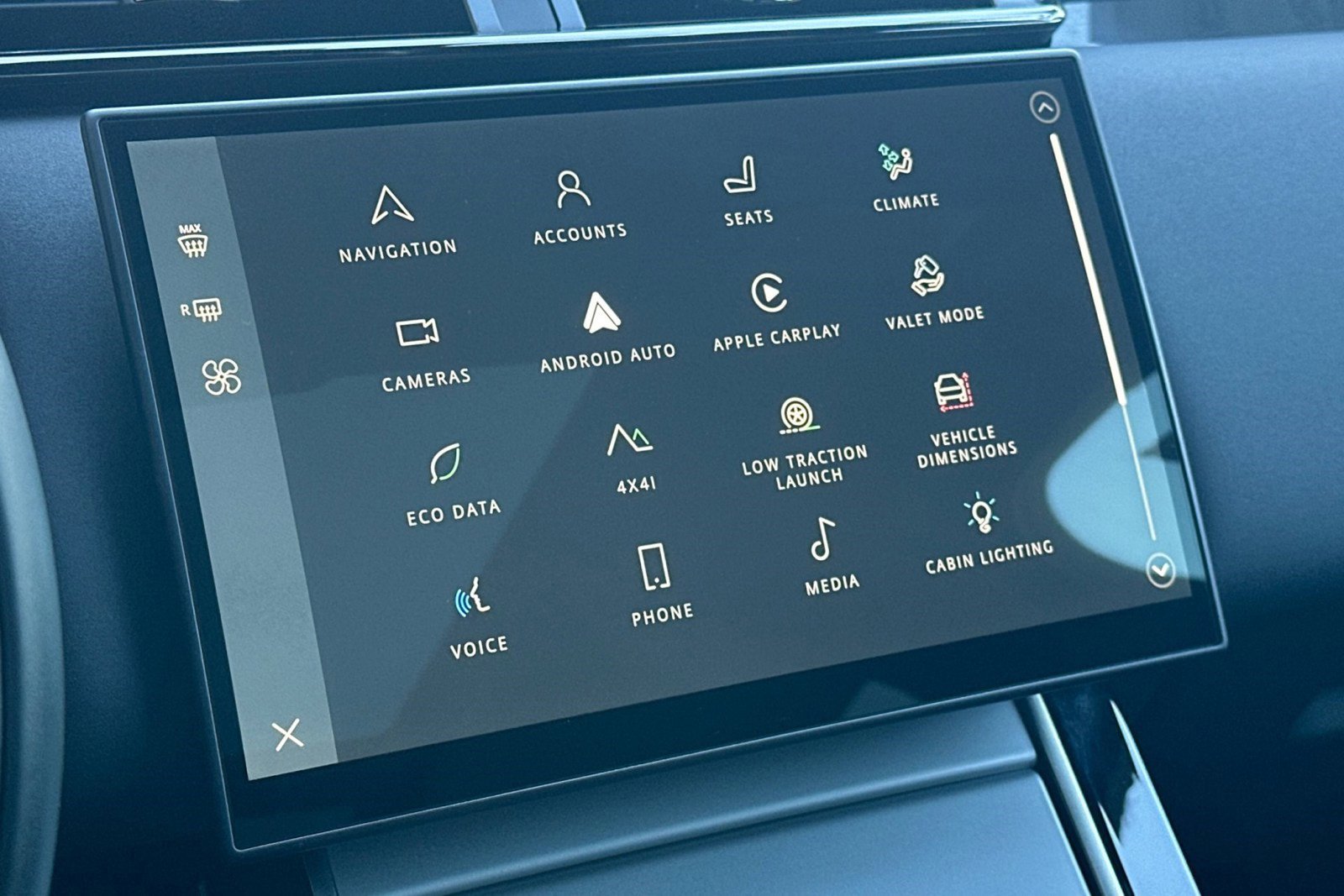 Certified 2025 Land Rover Range Rover Velar S image 23