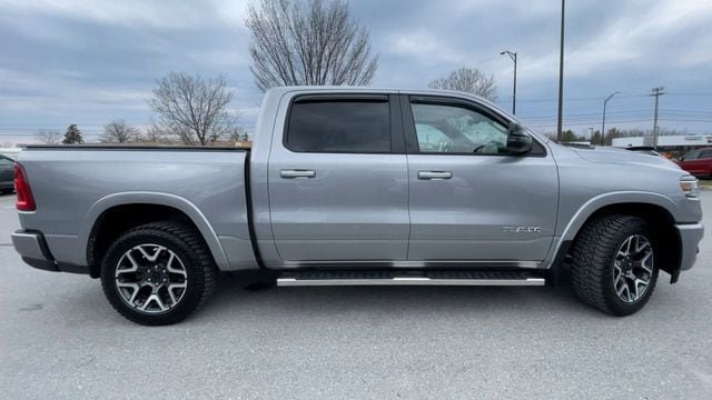 Used 2025 RAM 1500 Laramie w/ Sport Appearance Package AWD/4WD image 9