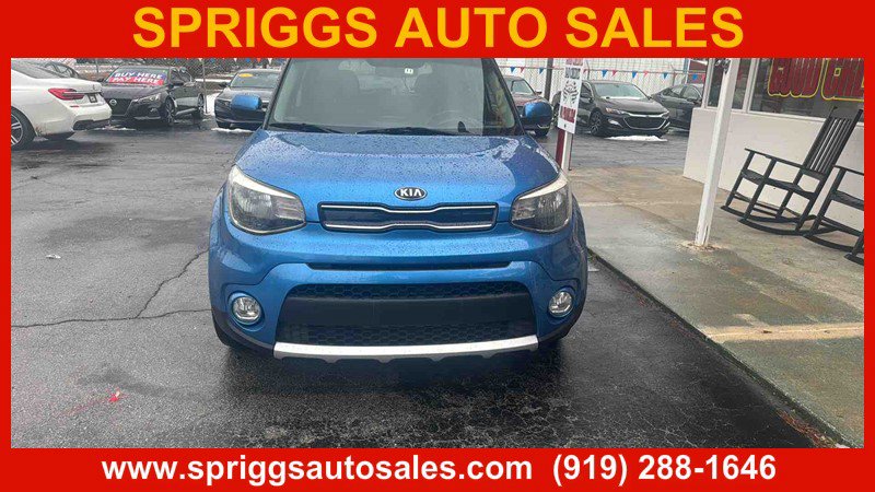 Used 2018 Kia Soul + FWD image 3