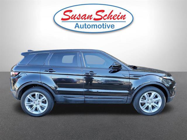 Used 2017 Land Rover Range Rover Evoque SE AWD/4WD image 19