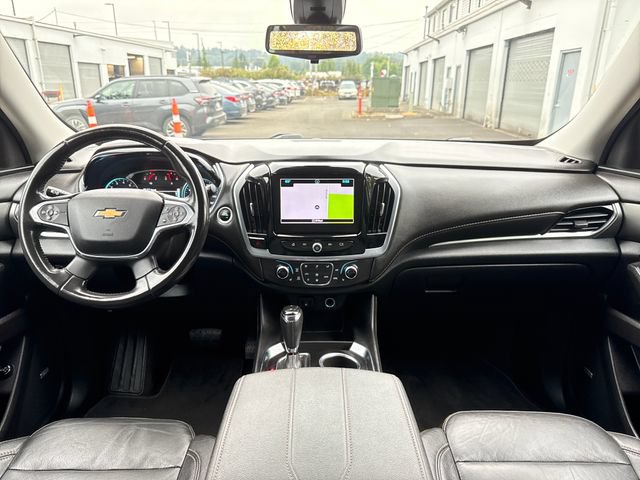 Used 2019 Chevrolet Traverse LT w/ LT Premium Package AWD/4WD image 11