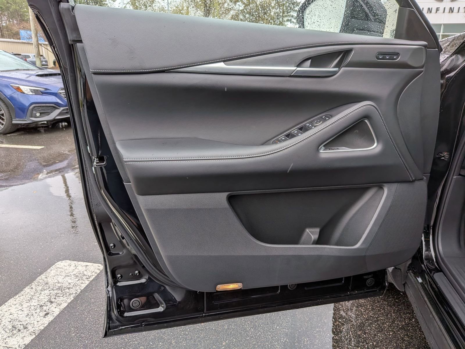 New 2026 INFINITI QX60 Luxe w/ Cargo Package FWD image 11
