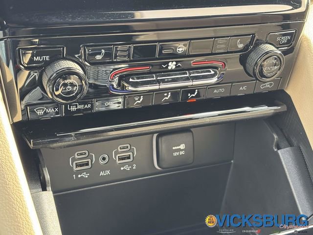 New 2025 Jeep Grand Cherokee Limited w/ Trailer Tow Package image 22