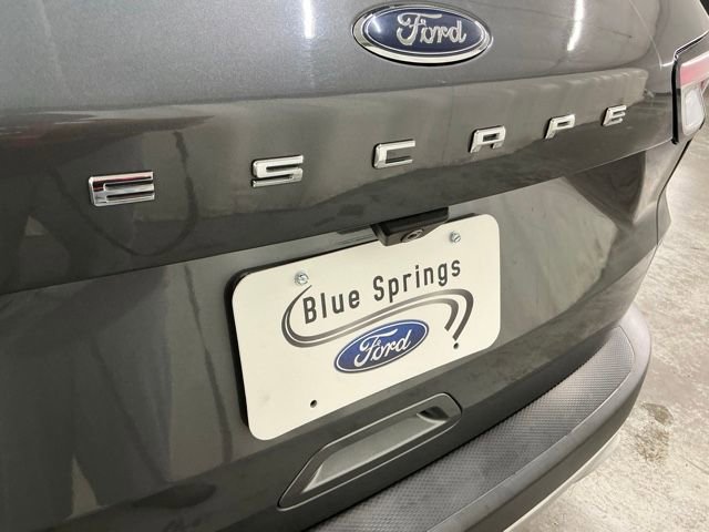 Used 2022 Ford Escape S image 6