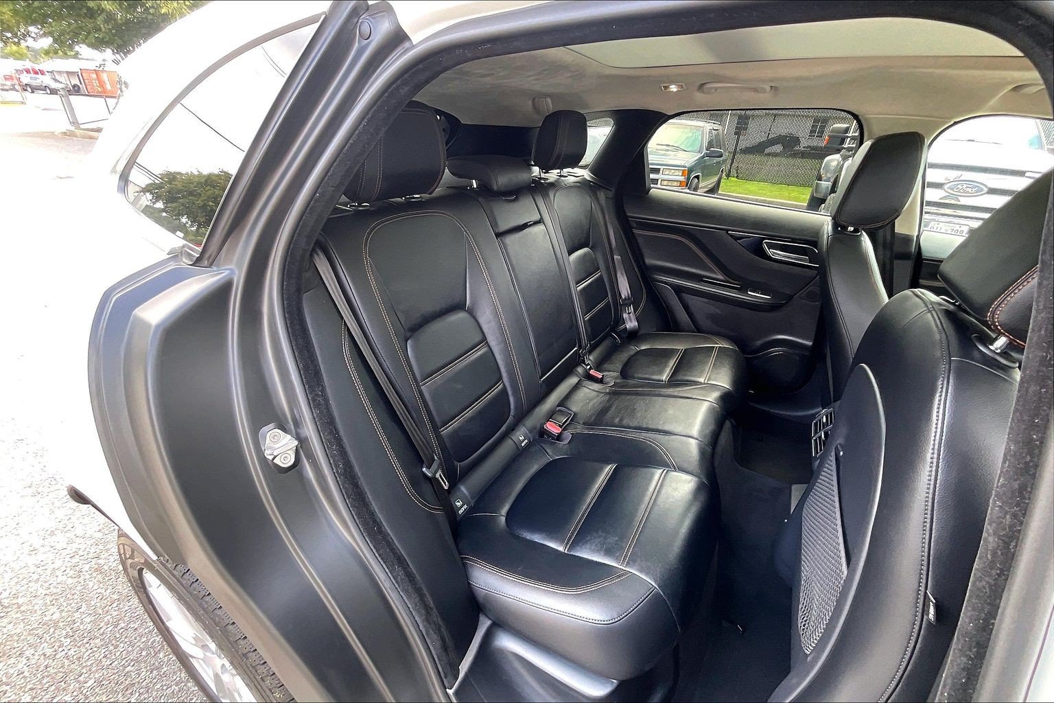 Used 2020 Jaguar F-PACE Prestige AWD/4WD image 30