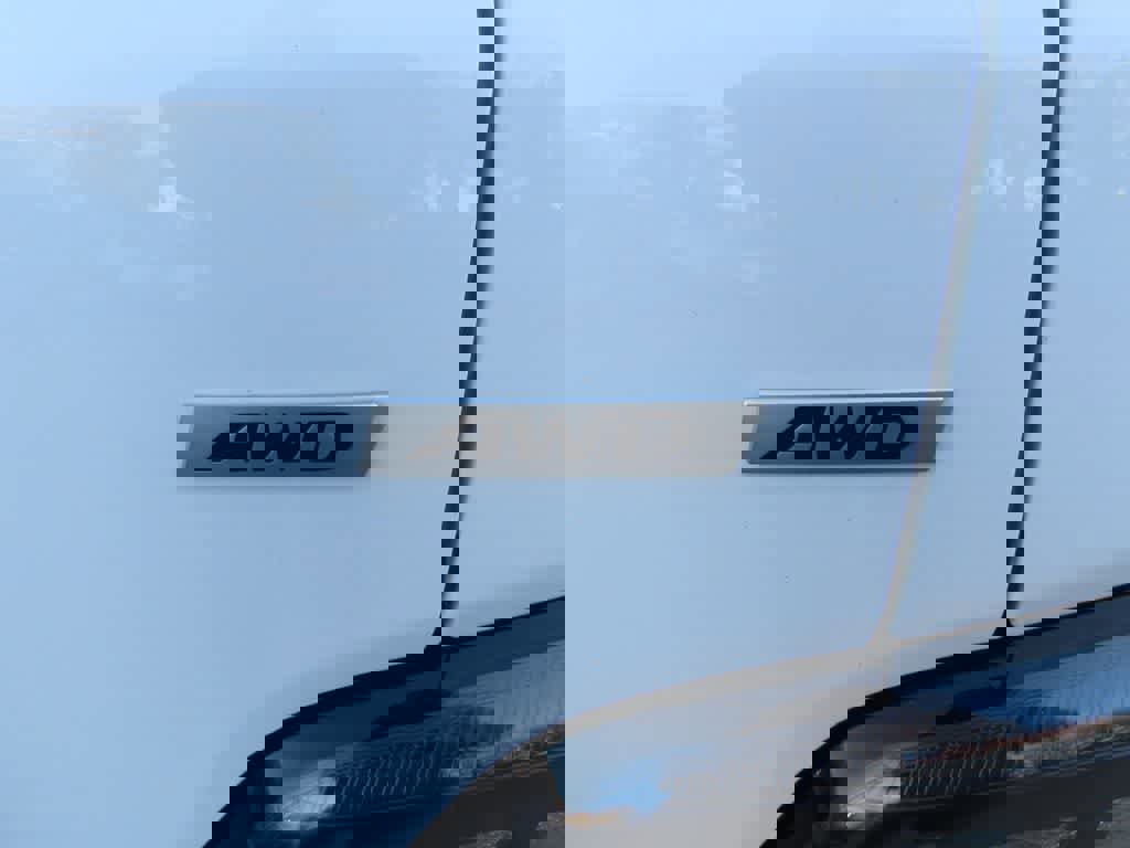 Used 2023 Hyundai Kona SEL AWD/4WD image 8