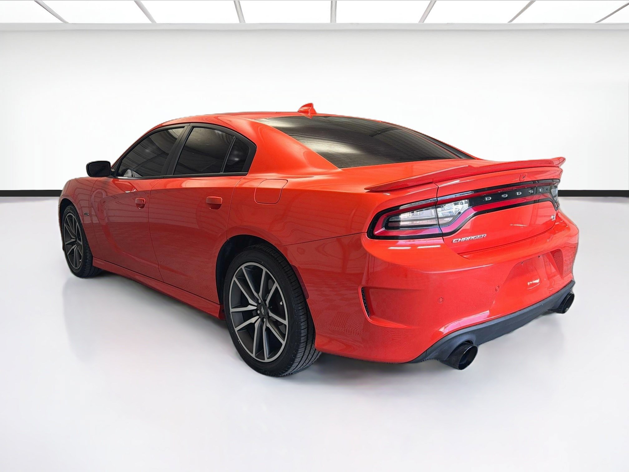 Used 2023 Dodge Charger R/T RWD image 6