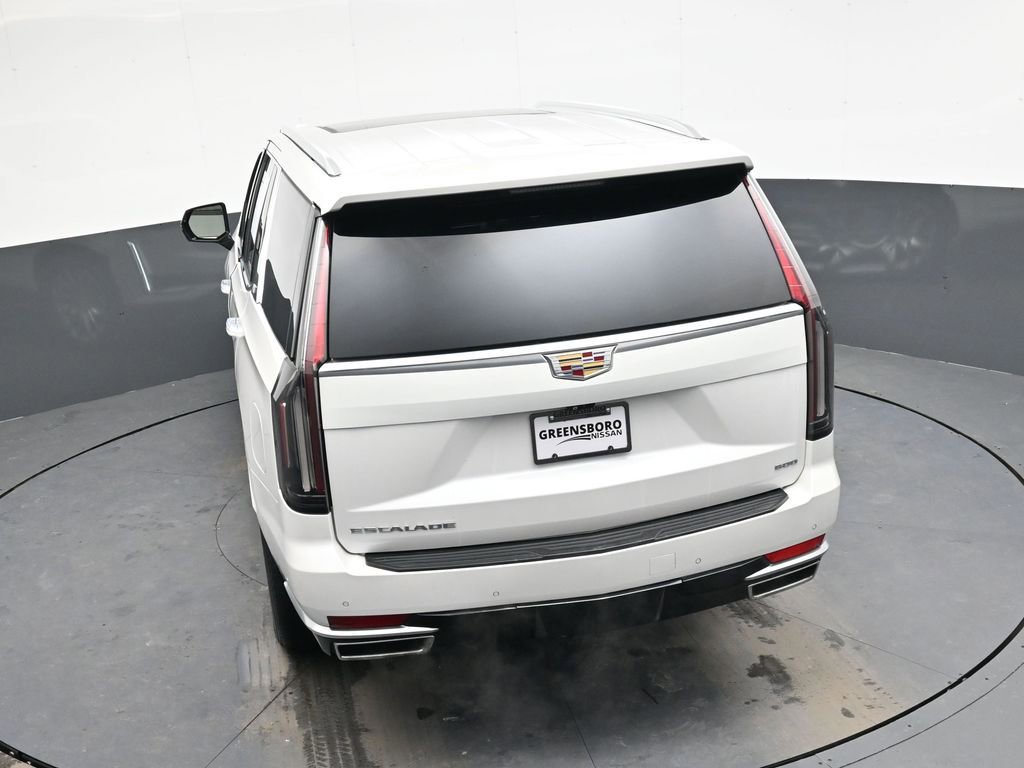 Used 2021 Cadillac Escalade Premium Luxury w/ Driver Assist Tech Package image 27