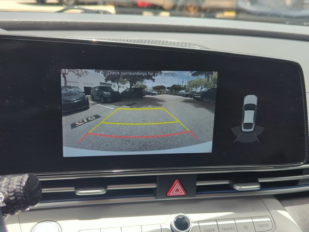 Used 2021 Hyundai Elantra Limited FWD image 20