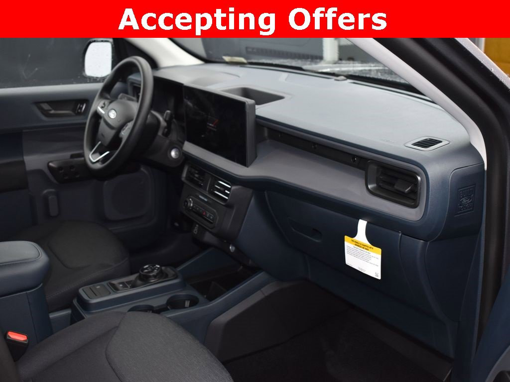 New 2025 Ford Maverick XL image 13