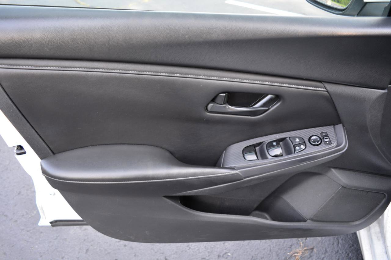 Used 2024 Nissan Sentra S FWD image 9