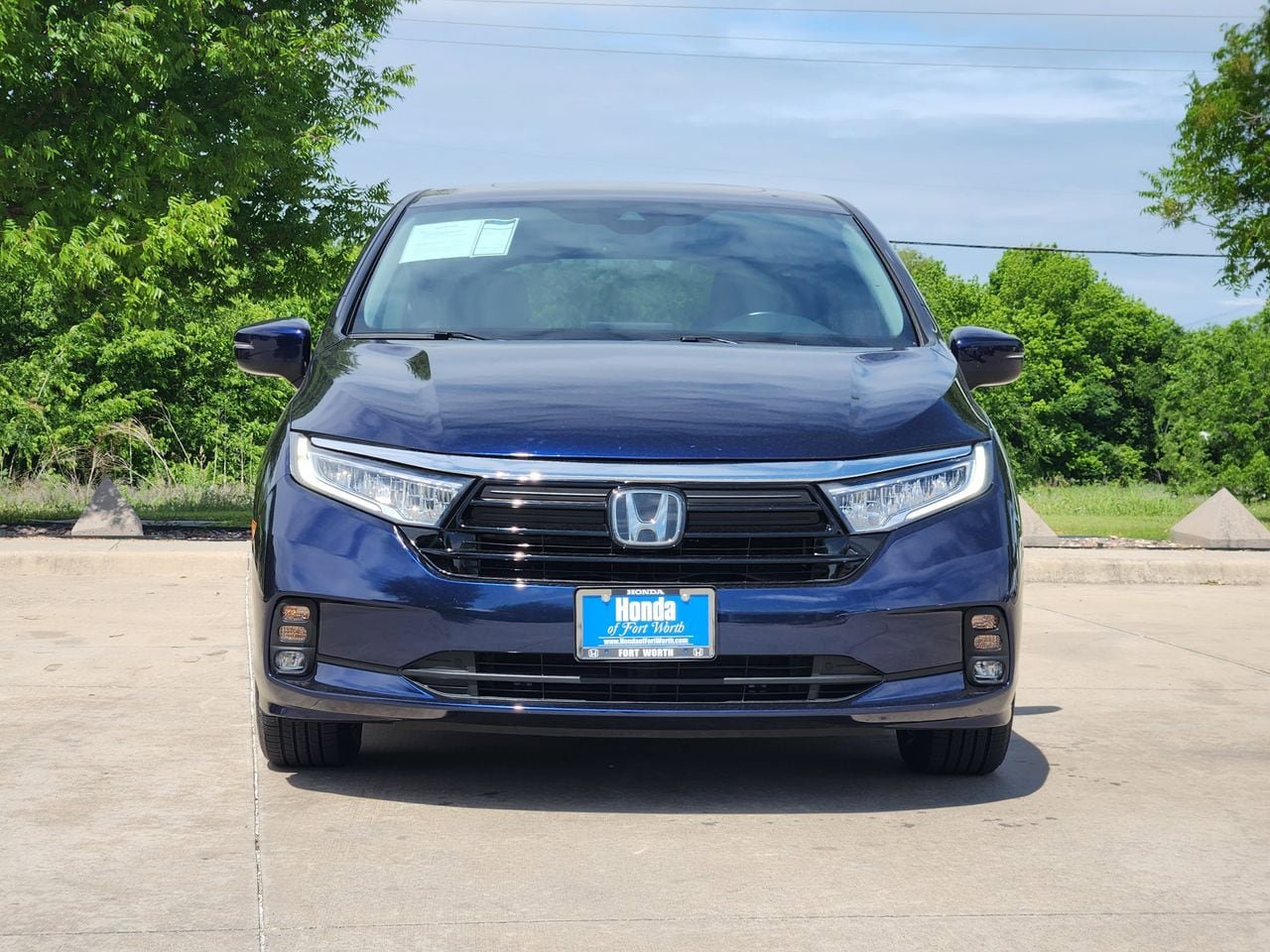 Used 2023 Honda Odyssey EX-L image 2