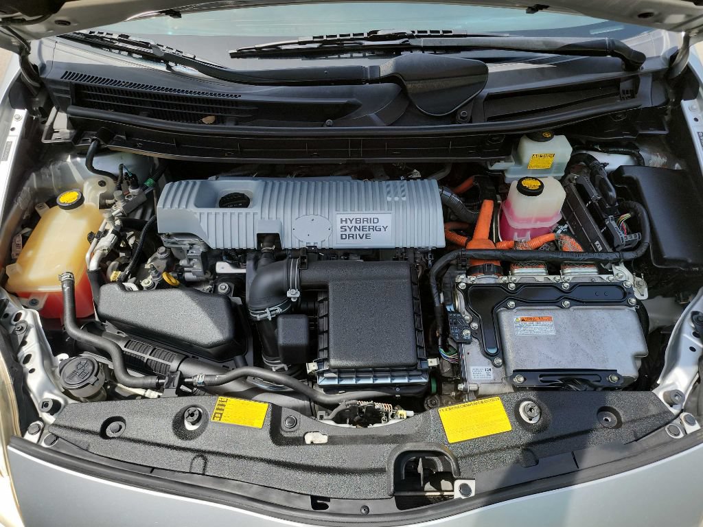 Used 2012 Toyota Prius Three w/ Solar Roof Pkg FWD image 37