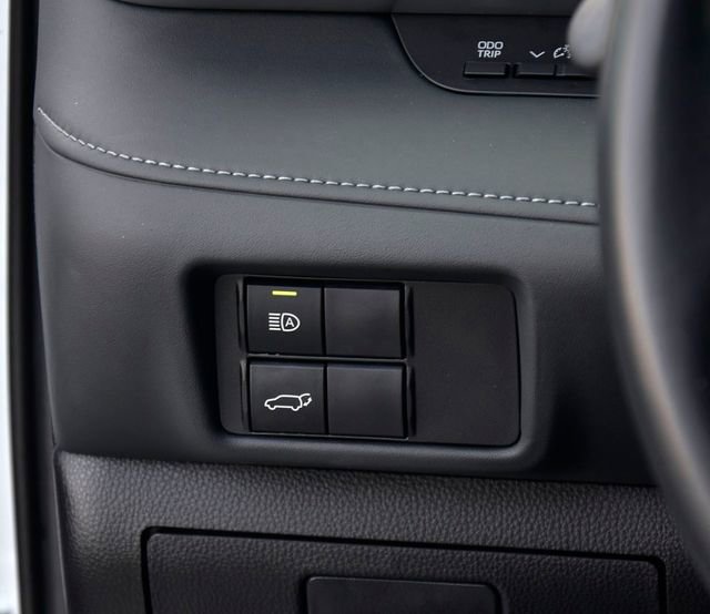 Used 2022 Toyota Highlander XLE image 31