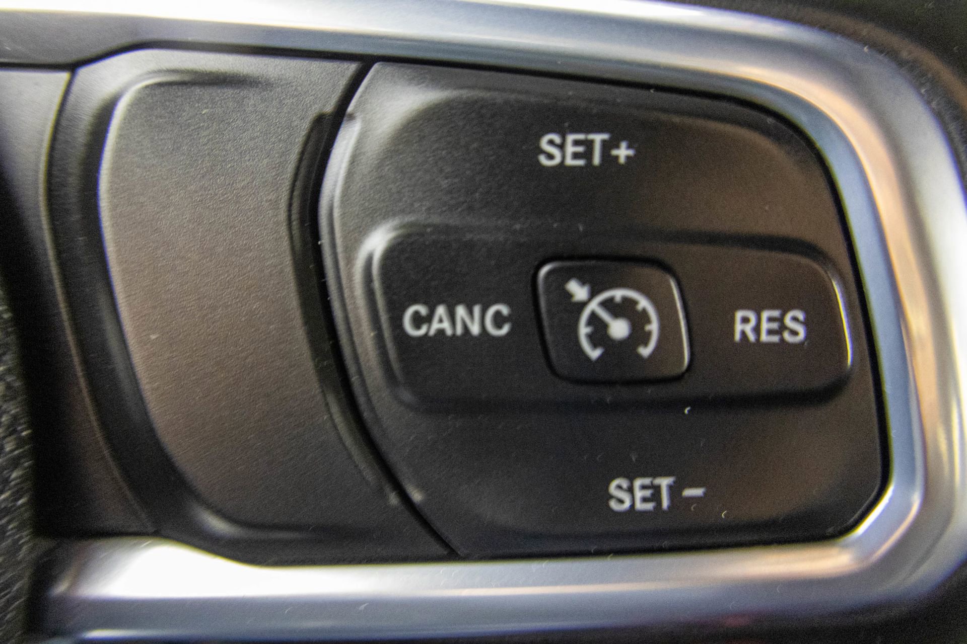 Used 2022 Jeep Wrangler Unlimited Rubicon w/ Steel Bumper Group AWD/4WD image 32