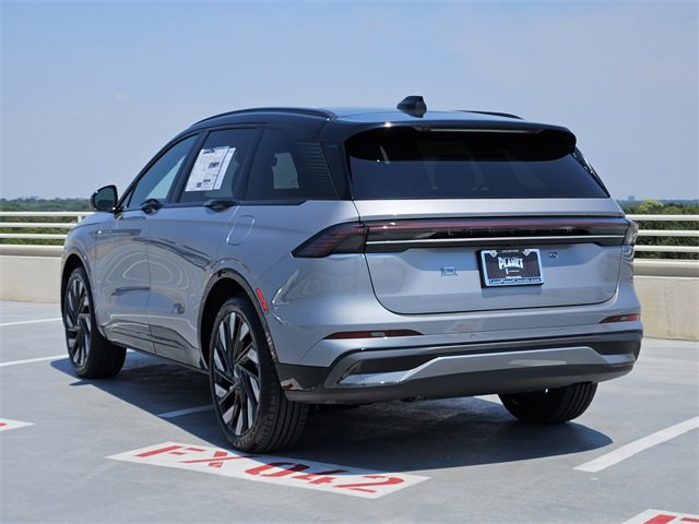 New 2025 Lincoln Nautilus Reserve w/ Jet Appearance Package image 5