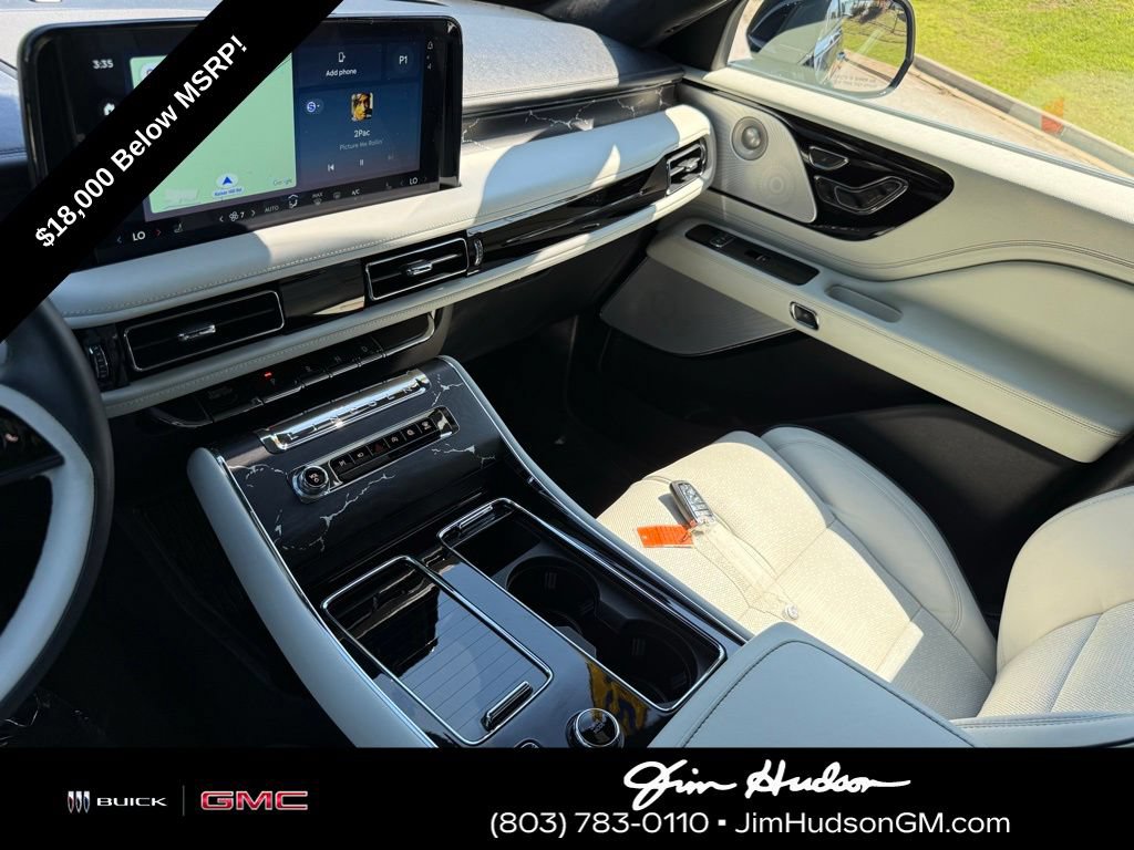 Used 2025 Lincoln Aviator Black Label AWD/4WD image 34