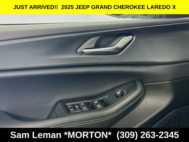 New 2025 Jeep Grand Cherokee L Laredo AWD/4WD image 17
