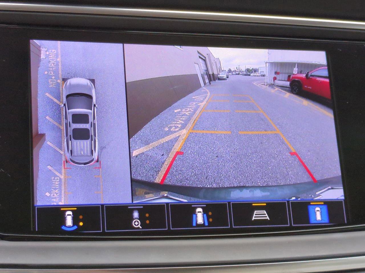 Used 2024 Buick Enclave Essence w/ Technology Package image 20