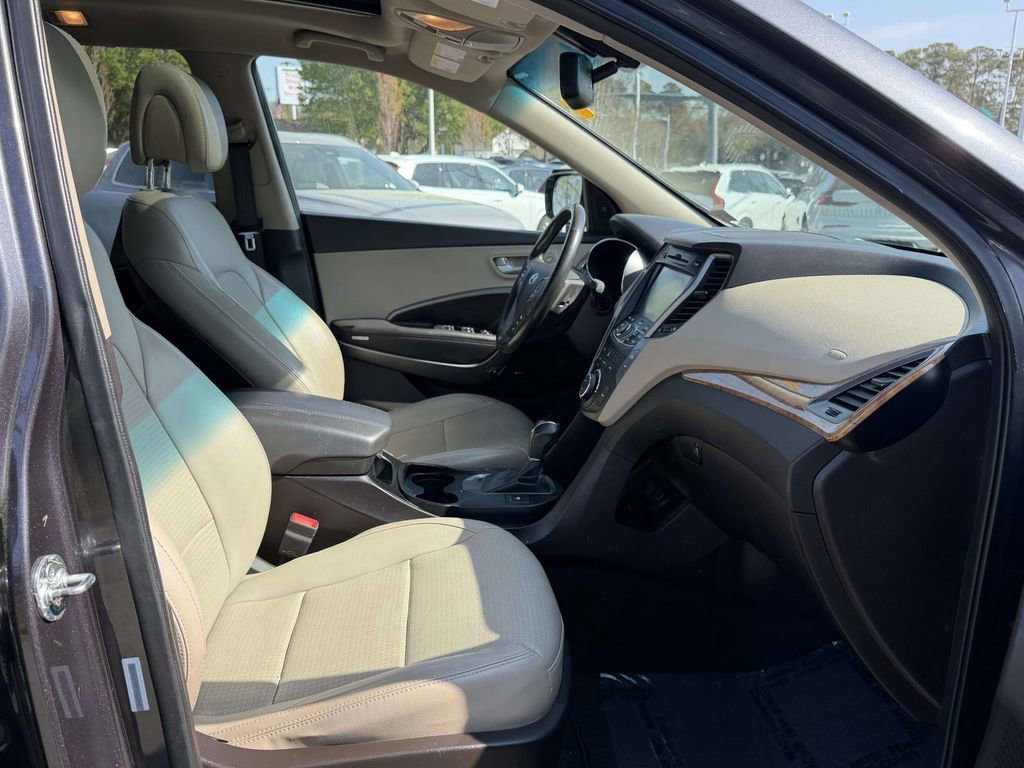 Used 2015 Hyundai Santa Fe Sport 2.0T w/ Option Group 05 AWD/4WD image 12