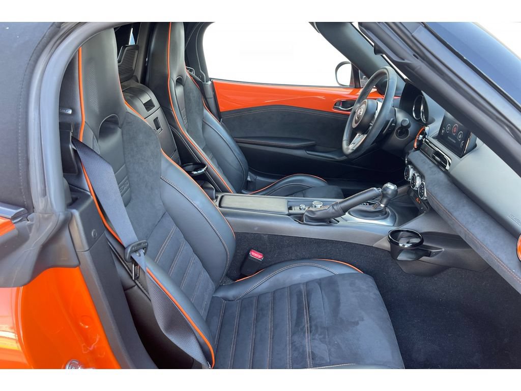 Used 2019 MAZDA MX-5 Miata 30th Anniversary RWD image 16