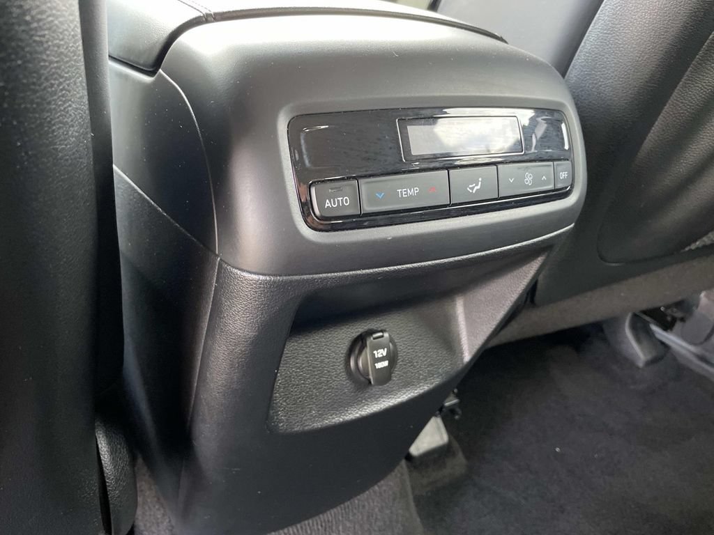 Used 2024 Hyundai Palisade SEL FWD image 24
