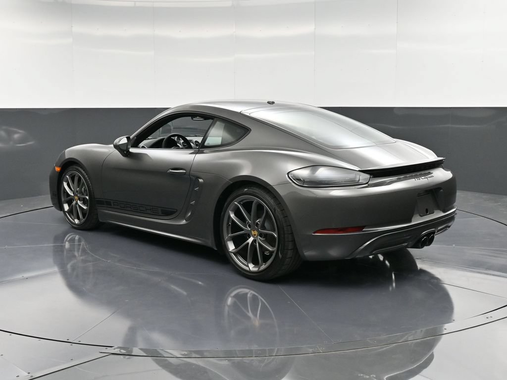 New 2025 Porsche 718 Cayman RWD image 3