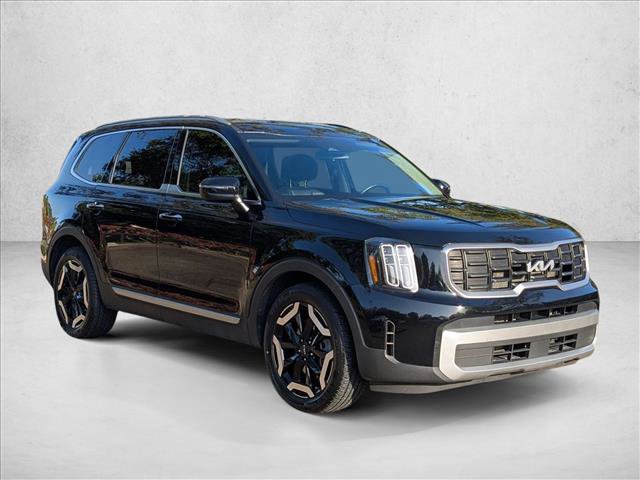 Used 2023 Kia Telluride S video 3