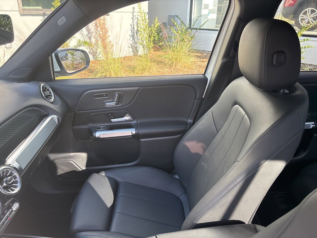 Used 2024 Mercedes-Benz GLB 250 image 42