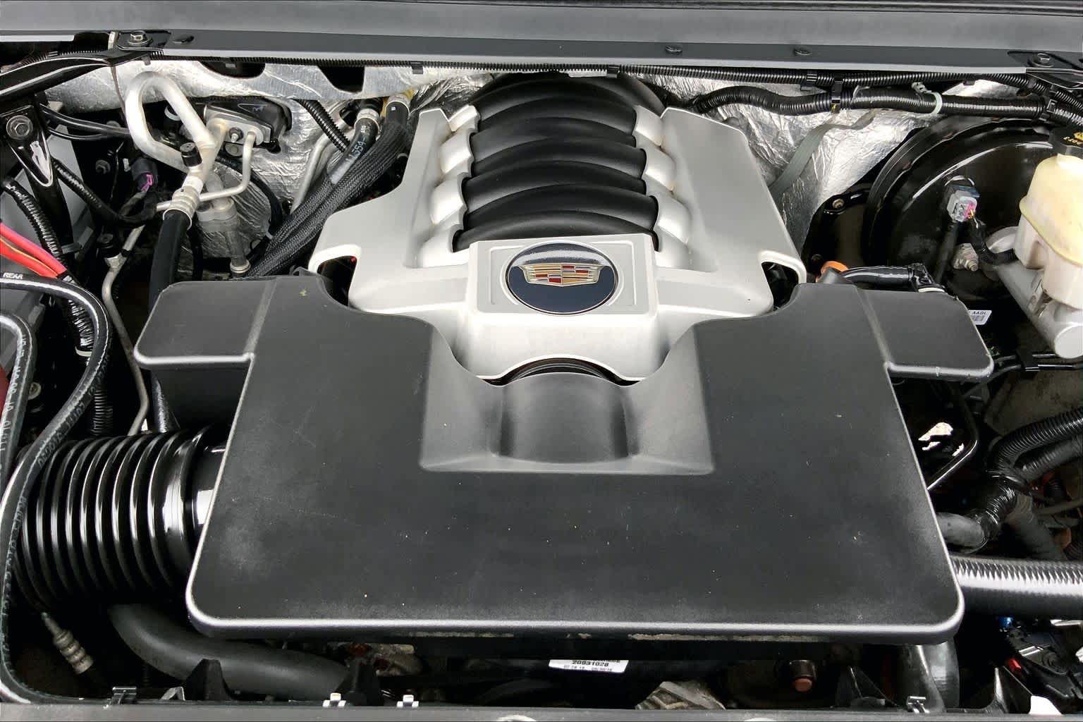 Used 2016 Cadillac Escalade ESV Luxury AWD/4WD image 32