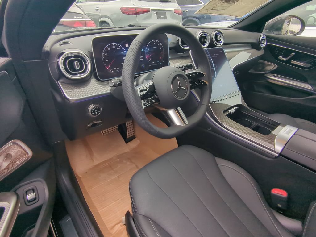 Used 2025 Mercedes-Benz CLE 300 4MATIC Coupe image 2