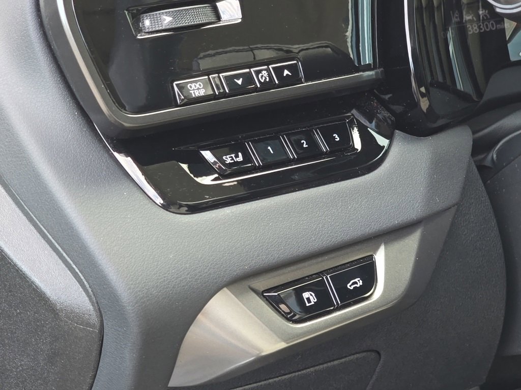 Used 2024 Lexus RX 350 Premium image 16