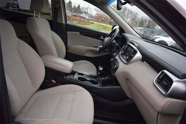 Used 2019 Kia Sorento LX w/ LX V6 Convenience Package image 12