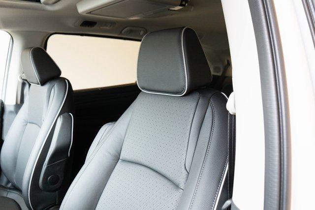 New 2026 Honda Odyssey Elite image 14