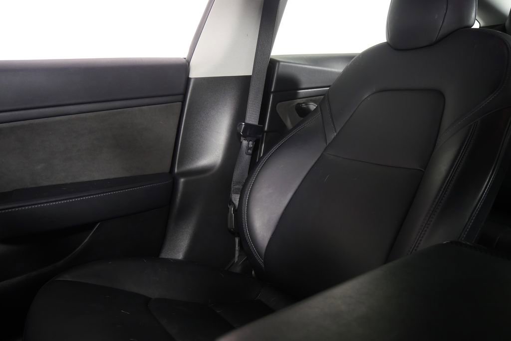 Used 2020 Tesla Model 3 Long Range image 16