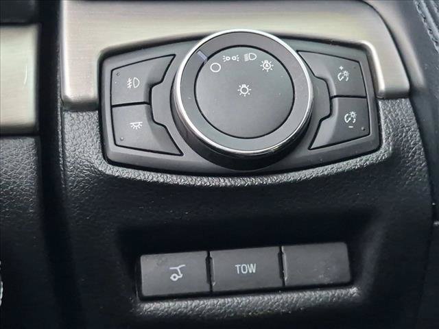 Used 2018 Ford Explorer Platinum AWD/4WD image 17